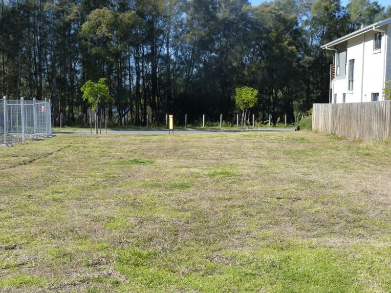 Lot 407 (N Edgewater Drive, Morisset Park NSW 2264