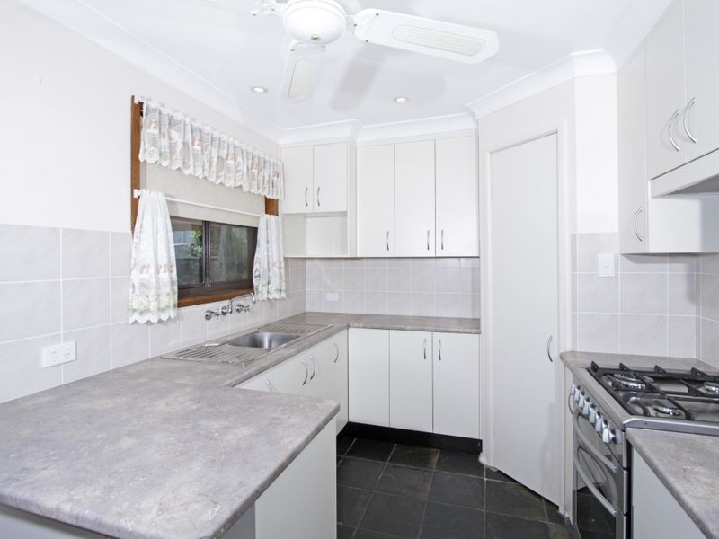 61 Asquith Avenue, Windermere Park NSW 2264