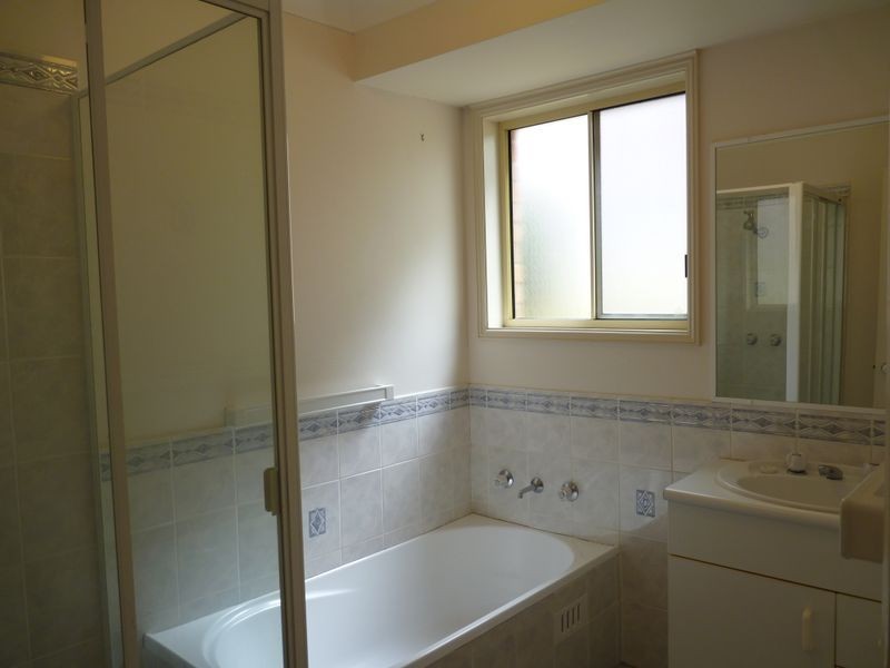 21 Rhodes Parade, Windermere Park NSW 2264