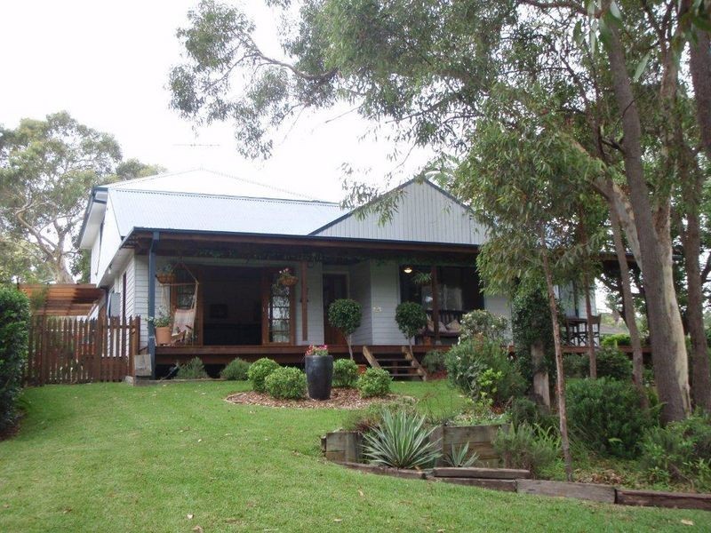 17 Mirrabooka Rd, Mirrabooka NSW 2264