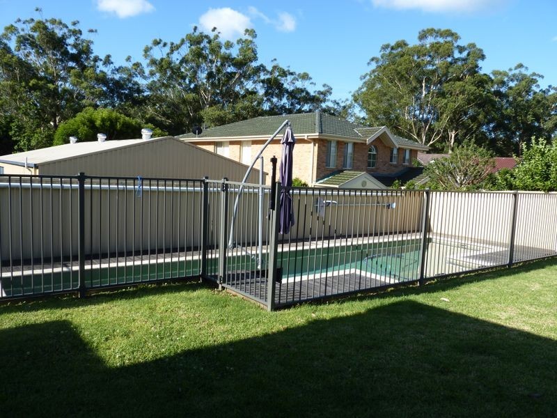 196 Freemans Drive, Morisset NSW 2264