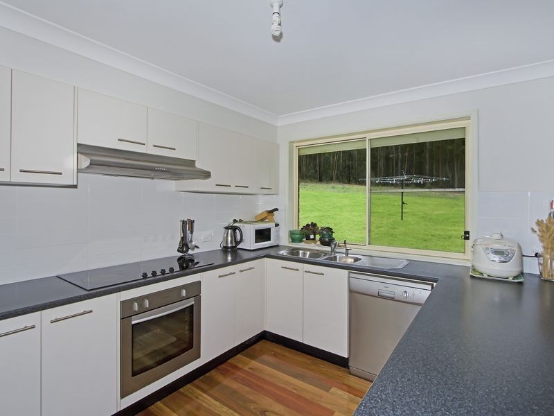 111 Matthews Valley Road, Cooranbong NSW 2265