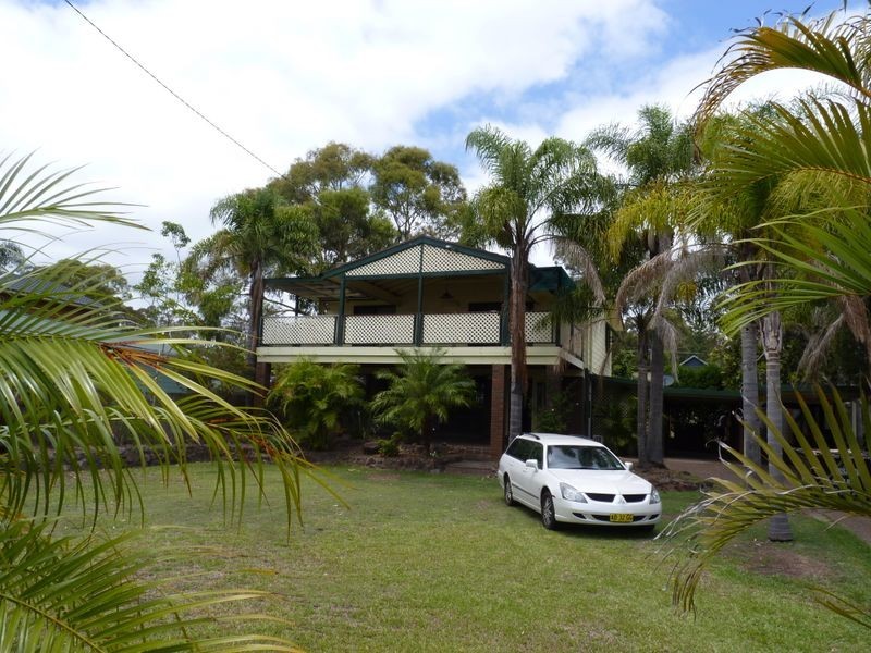 102 Grand Parade, Bonnells Bay NSW 2264