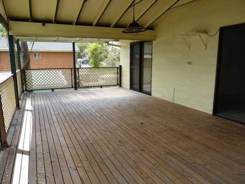 102 Grand Parade, Bonnells Bay NSW 2264