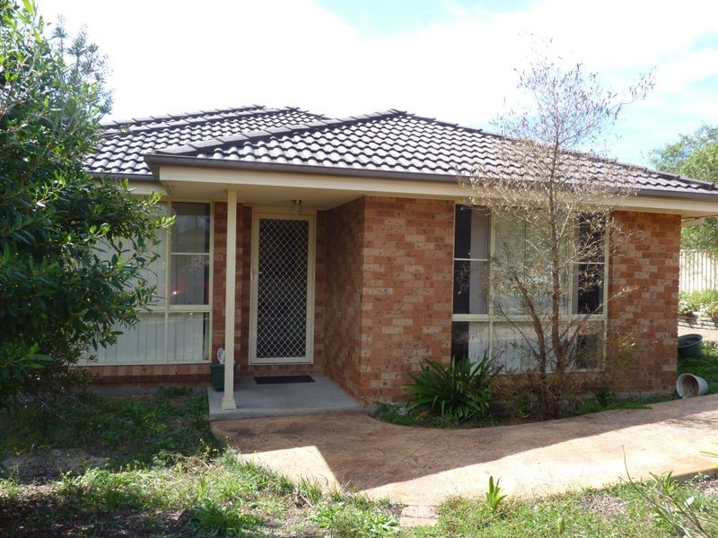 1/14 Goldenia Road, Morisset NSW 2264