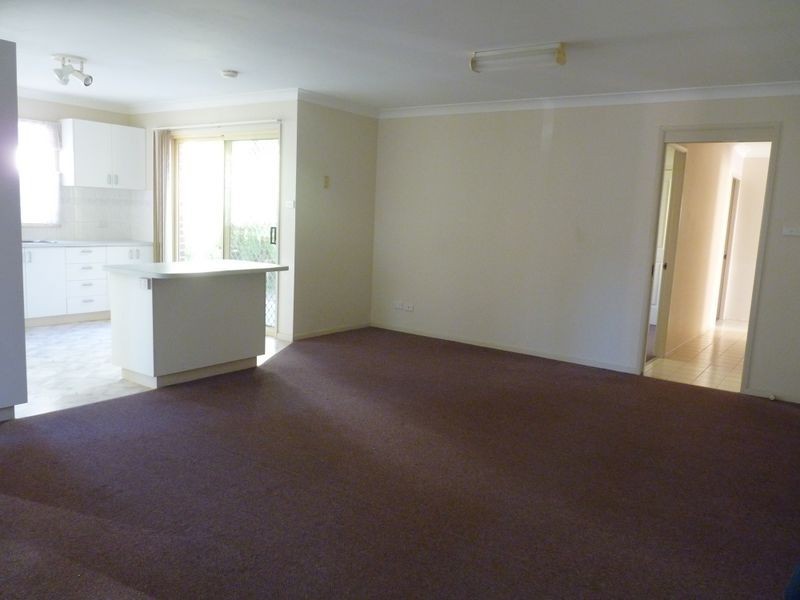 10 Glenrose Crescent, Cooranbong NSW 2265