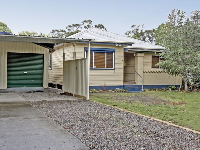5 Dora Street, Dora Creek NSW 2264