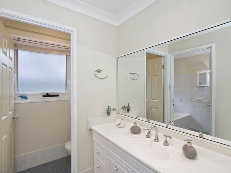 22 Mooranga Road, Mirrabooka NSW 2264