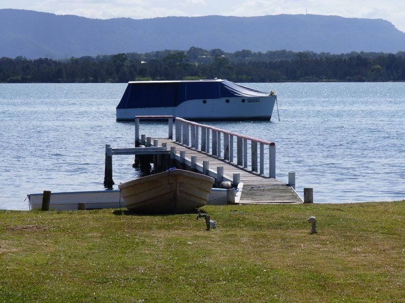 119 Grand Parade, Bonnells Bay NSW 2264