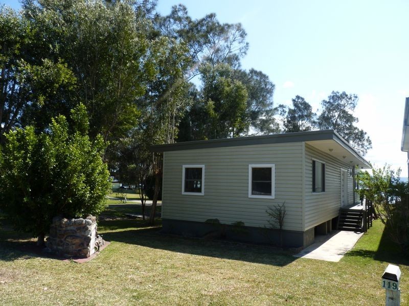 119 Grand Parade, Bonnells Bay NSW 2264