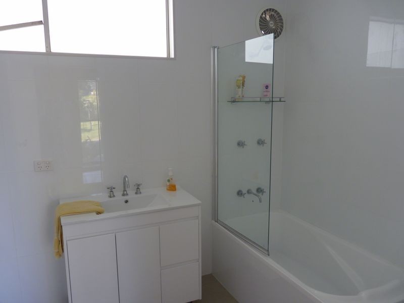 119 Grand Parade, Bonnells Bay NSW 2264