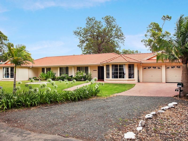 4 Lakeview Road, Morisset Park NSW 2264