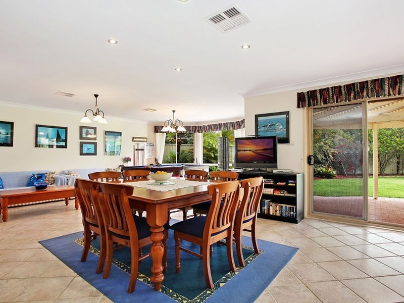 4 Lakeview Road, Morisset Park NSW 2264