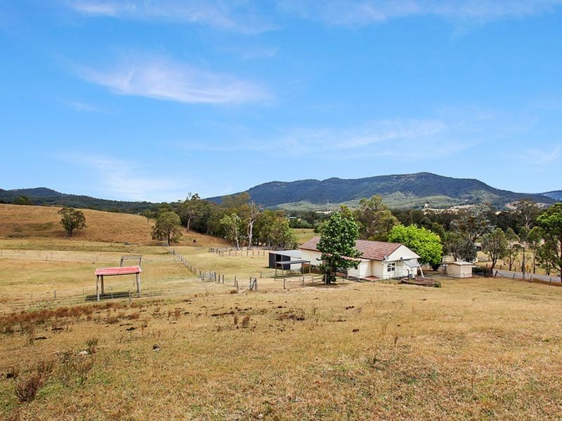 1199 Leggetts Drive, Ashtonfield NSW 2323