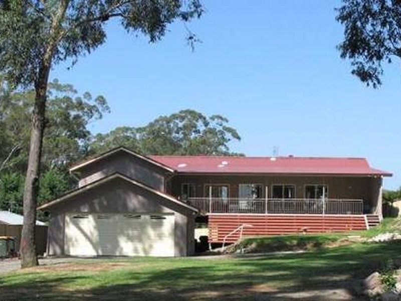 200 Freemans Drive, Morisset NSW 2264