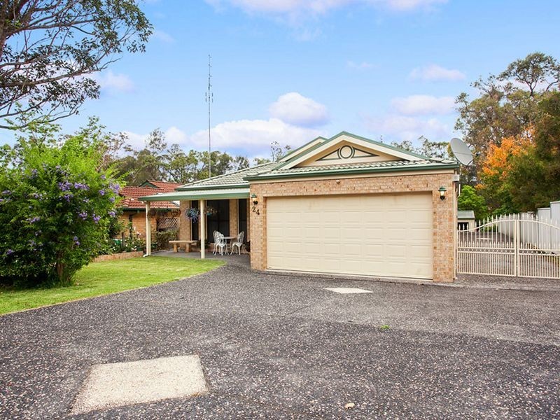 24 Baldwin Boulevarde, Windermere Park NSW 2264