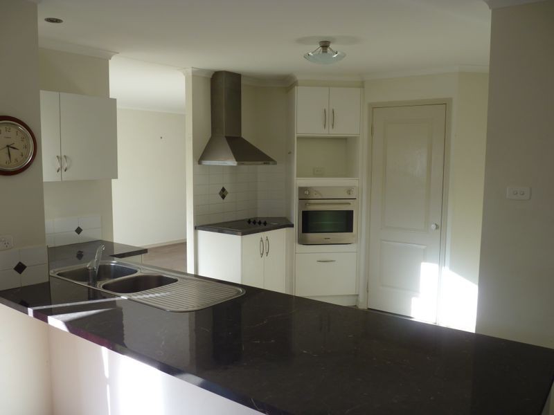 10 Redhill Street, Cooranbong NSW 2265