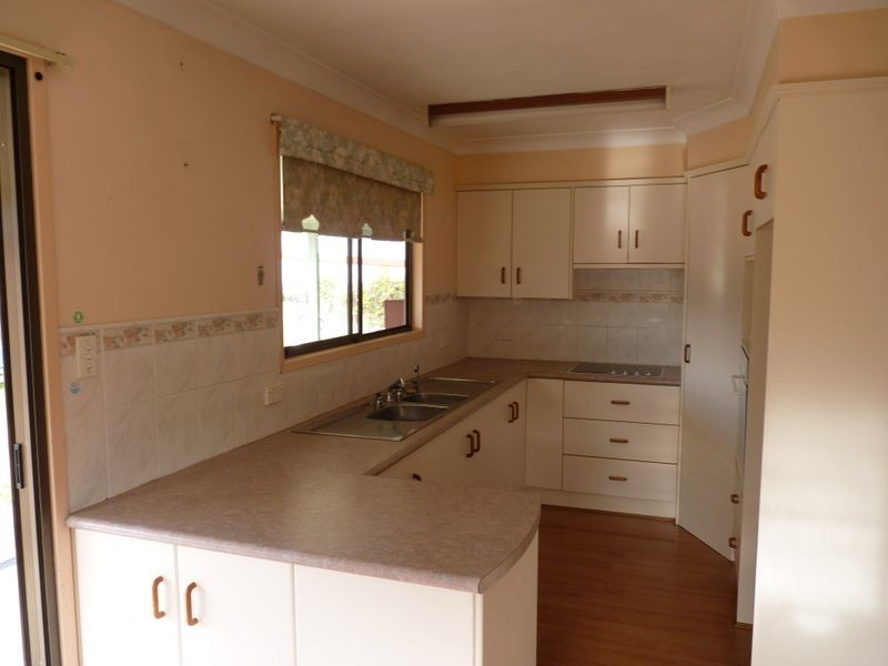 140 Bridge Street, Morisset NSW 2264