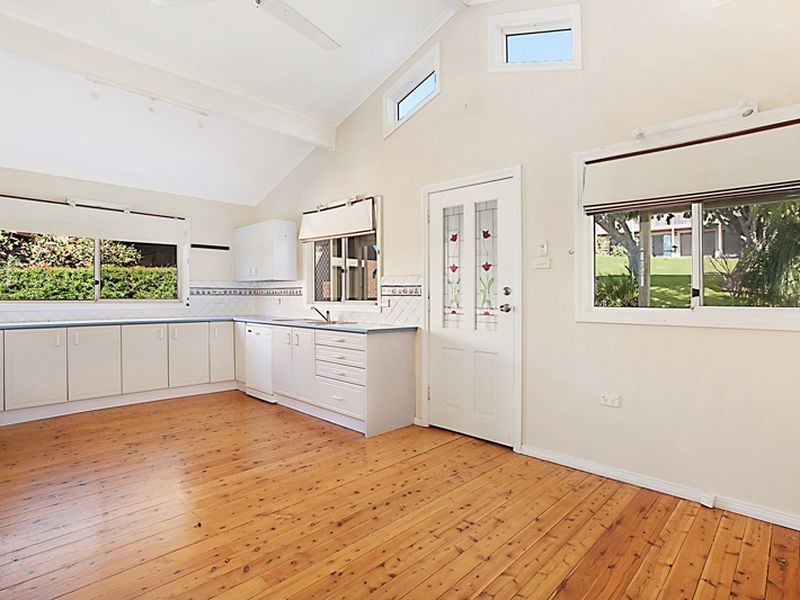 11 Sunshine Parade, Sunshine NSW 2264