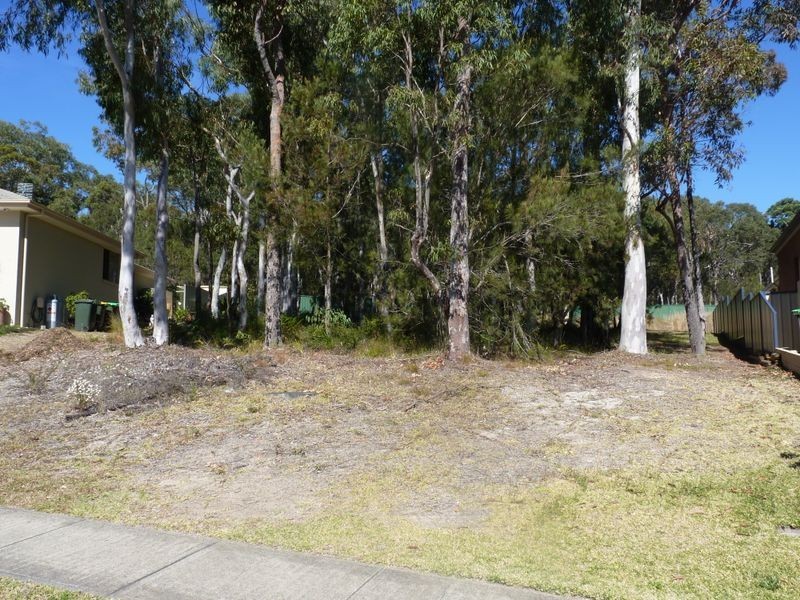 141 Waikiki Road, Bonnells Bay NSW 2264