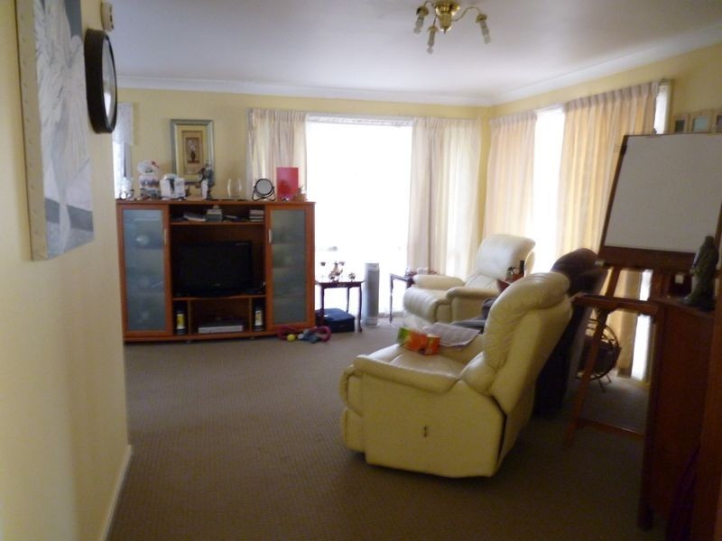 18 Baldwin Boulevarde, Windermere Park NSW 2264