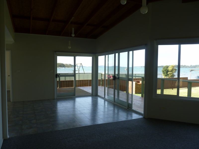 84 Stingaree Point Drive, Dora Creek NSW 2264