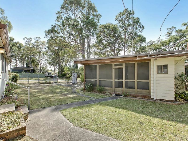 10 Asquith Avenue, Windermere Park NSW 2264