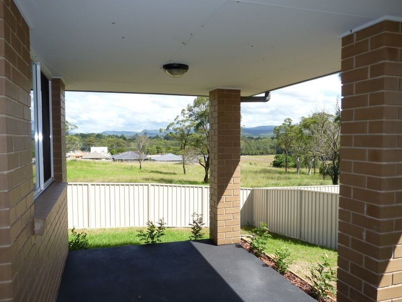 41 Terrigal Street, Morisset NSW 2264