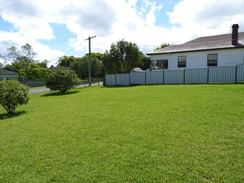 84 Newcastle Street, Morisset NSW 2264