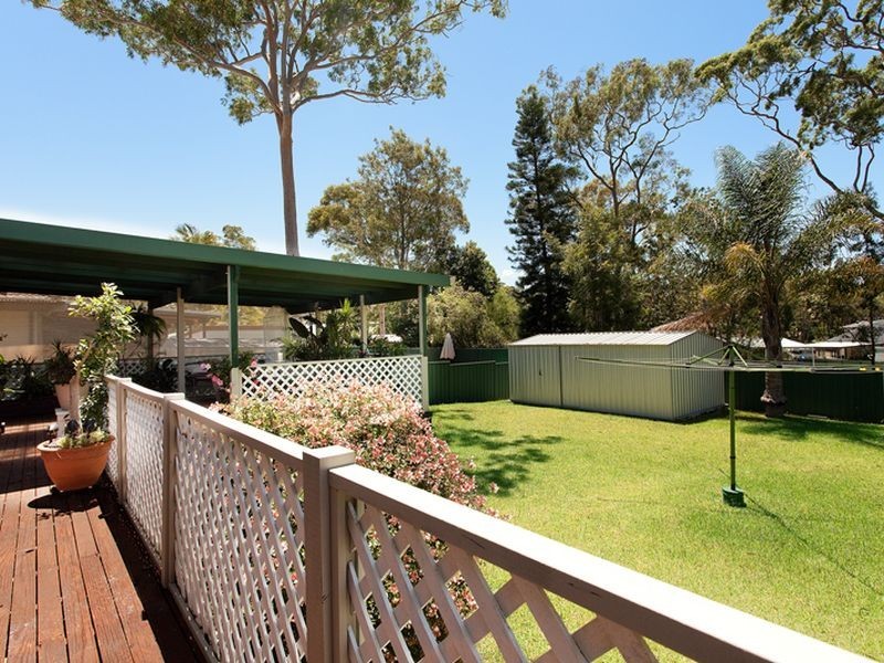 15 Frederick Street, Windermere Park NSW 2264
