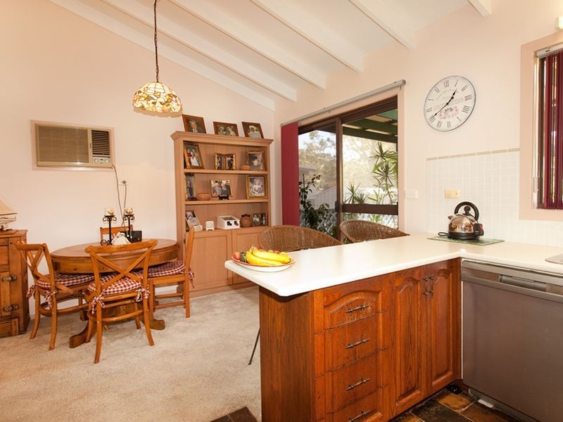 15 Frederick Street, Windermere Park NSW 2264