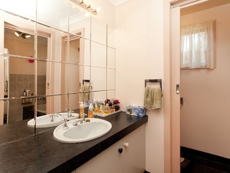 15 Frederick Street, Windermere Park NSW 2264