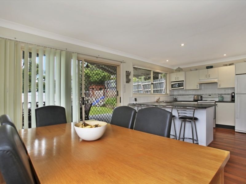 6 Hillcrest Road, Mirrabooka NSW 2264
