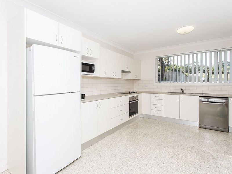 9 Baldwin Boulevarde, Windermere Park NSW 2264