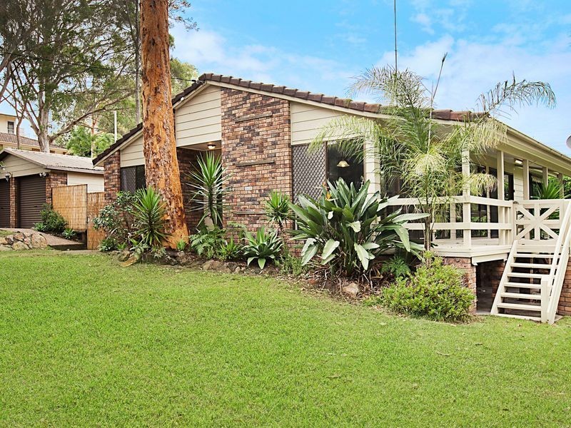 1 Eliot Street, Mannering Park NSW 2259