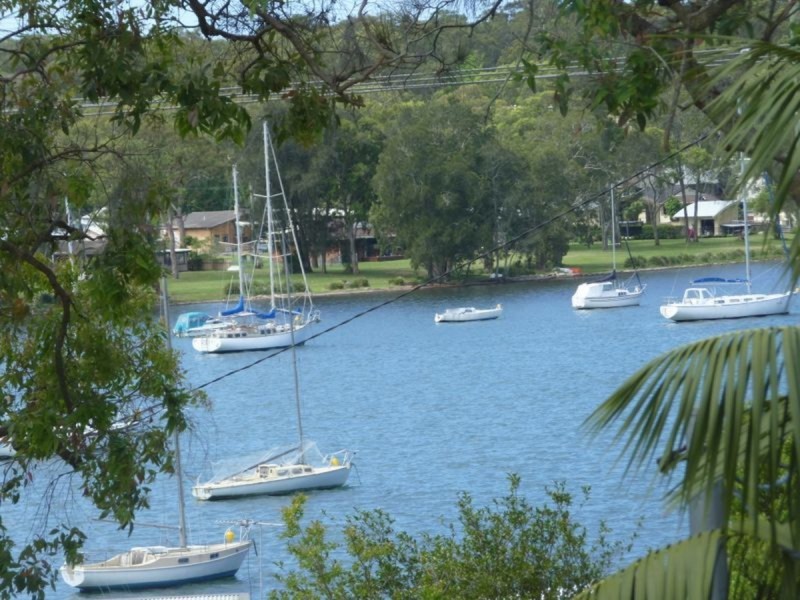 38 Dandaraga Road, Brightwaters NSW 2264