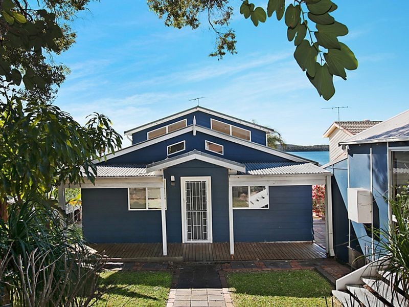 11 Sunshine Parade, Sunshine NSW 2264