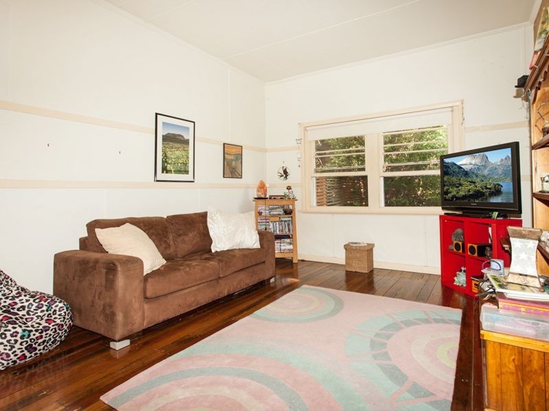 12 Dora Street, Dora Creek NSW 2264