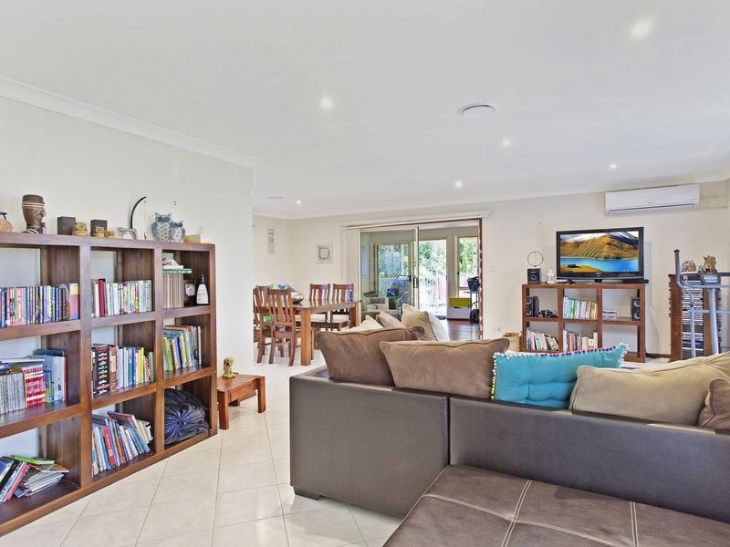 9 Hervey Street, Windermere Park NSW 2264