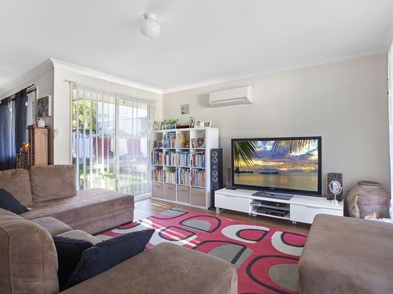 21 Rhodes Parade, Windermere Park NSW 2264