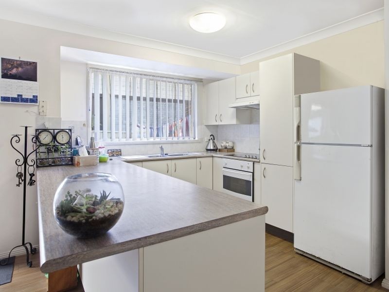 21 Rhodes Parade, Windermere Park NSW 2264