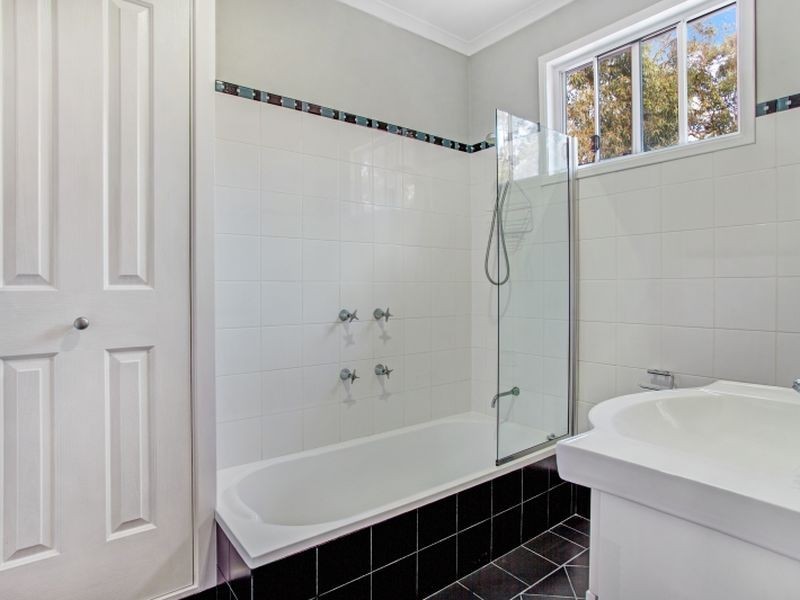 4 Helena Street, Balcolyn NSW 2264