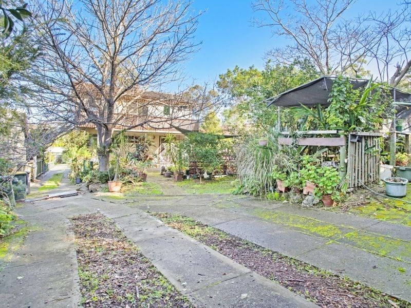 27 Mooranga Road, Mirrabooka NSW 2264