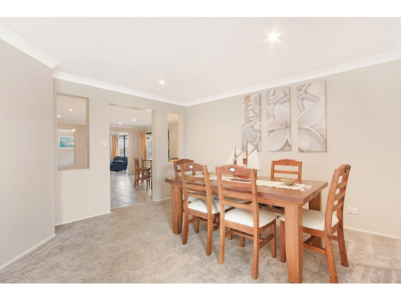 6 Bailey Street, Brightwaters NSW 2264