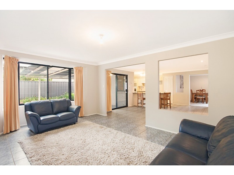 6 Bailey Street, Brightwaters NSW 2264