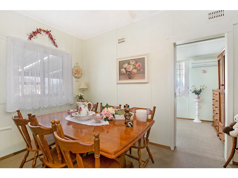 27 Terrigal Street, Morisset NSW 2264