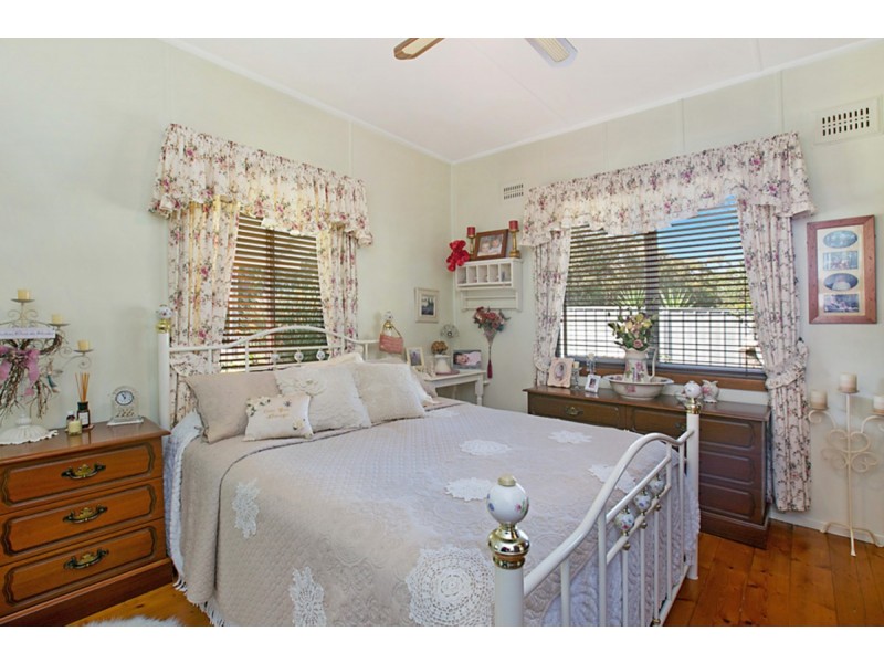 27 Terrigal Street, Morisset NSW 2264