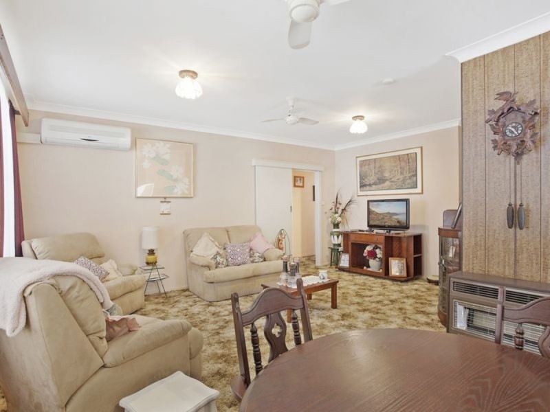 2 Norman Avenue, Sunshine NSW 2264