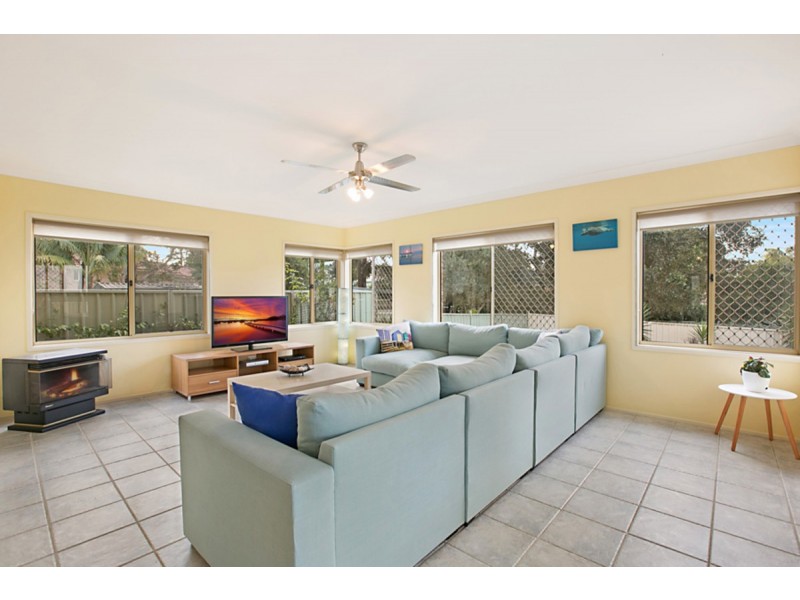 9 Bay Street, Balcolyn NSW 2264