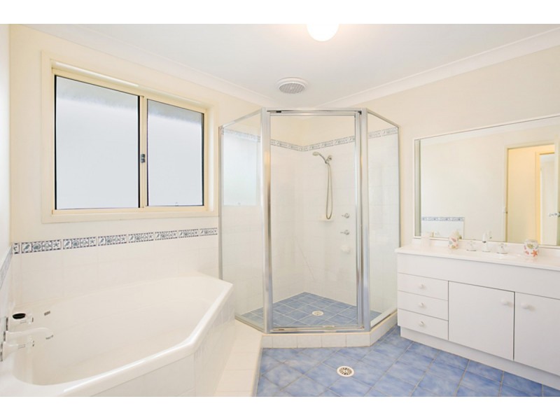 9 Bay Street, Balcolyn NSW 2264